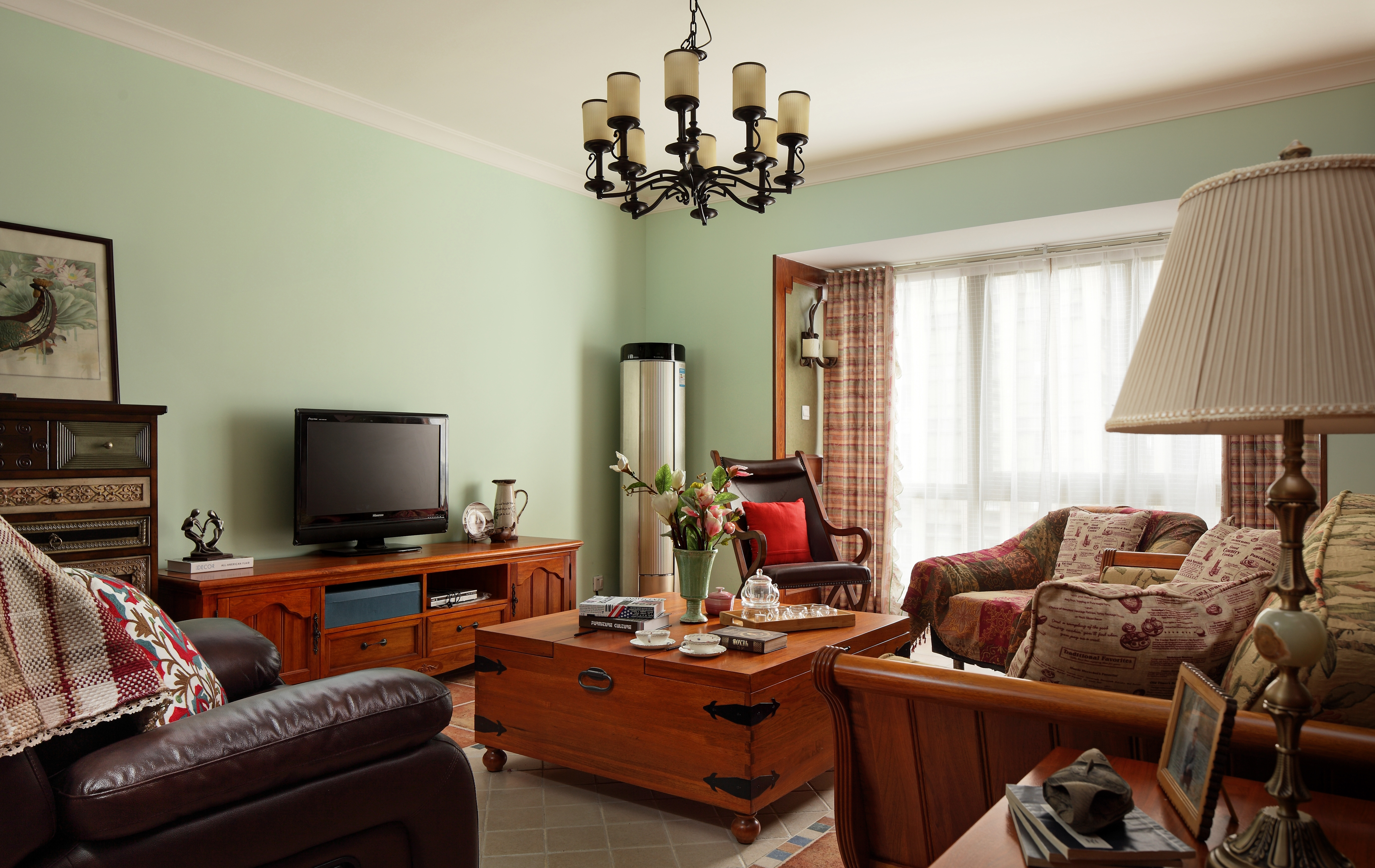 如何选择适合西北方向客厅墙面的颜色？