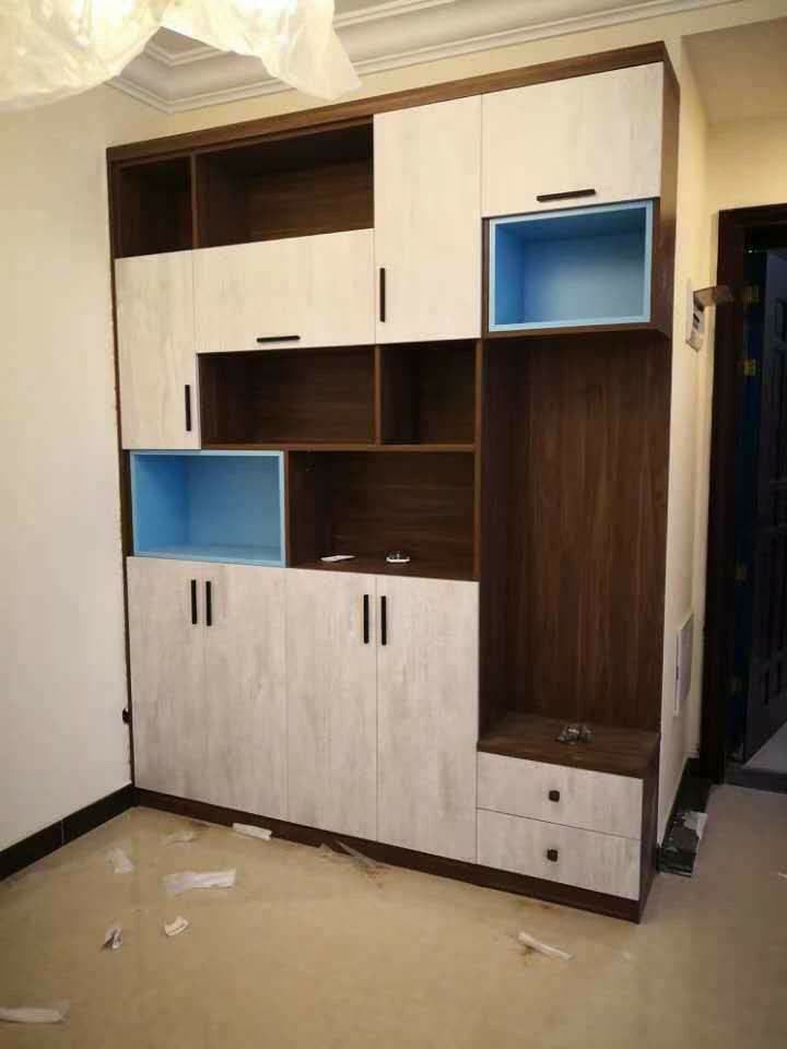 莫干山幽兰色柜门：设计风格与搭配详解