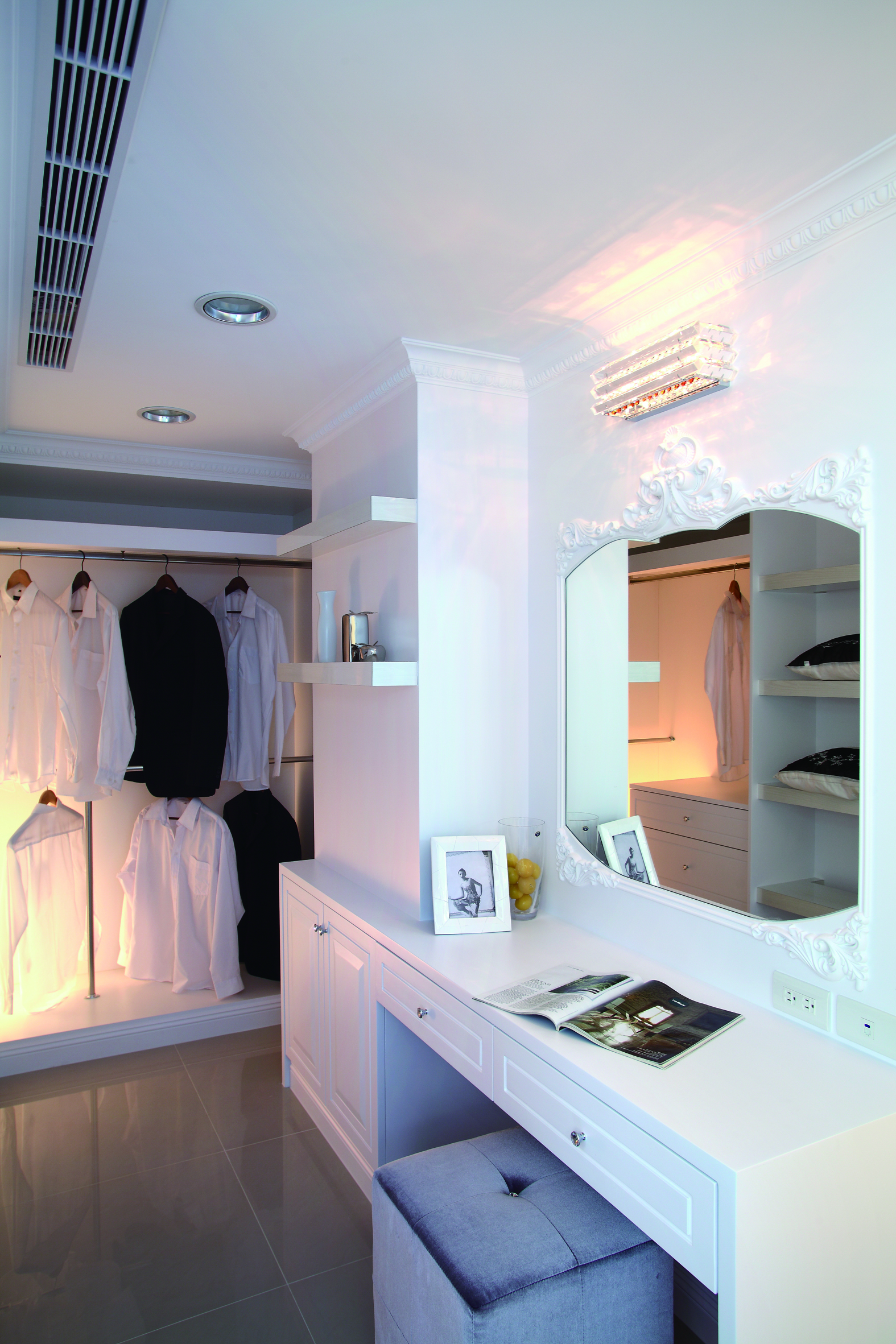 衣帽间灯光设计指南：打造实用又奢华的空间