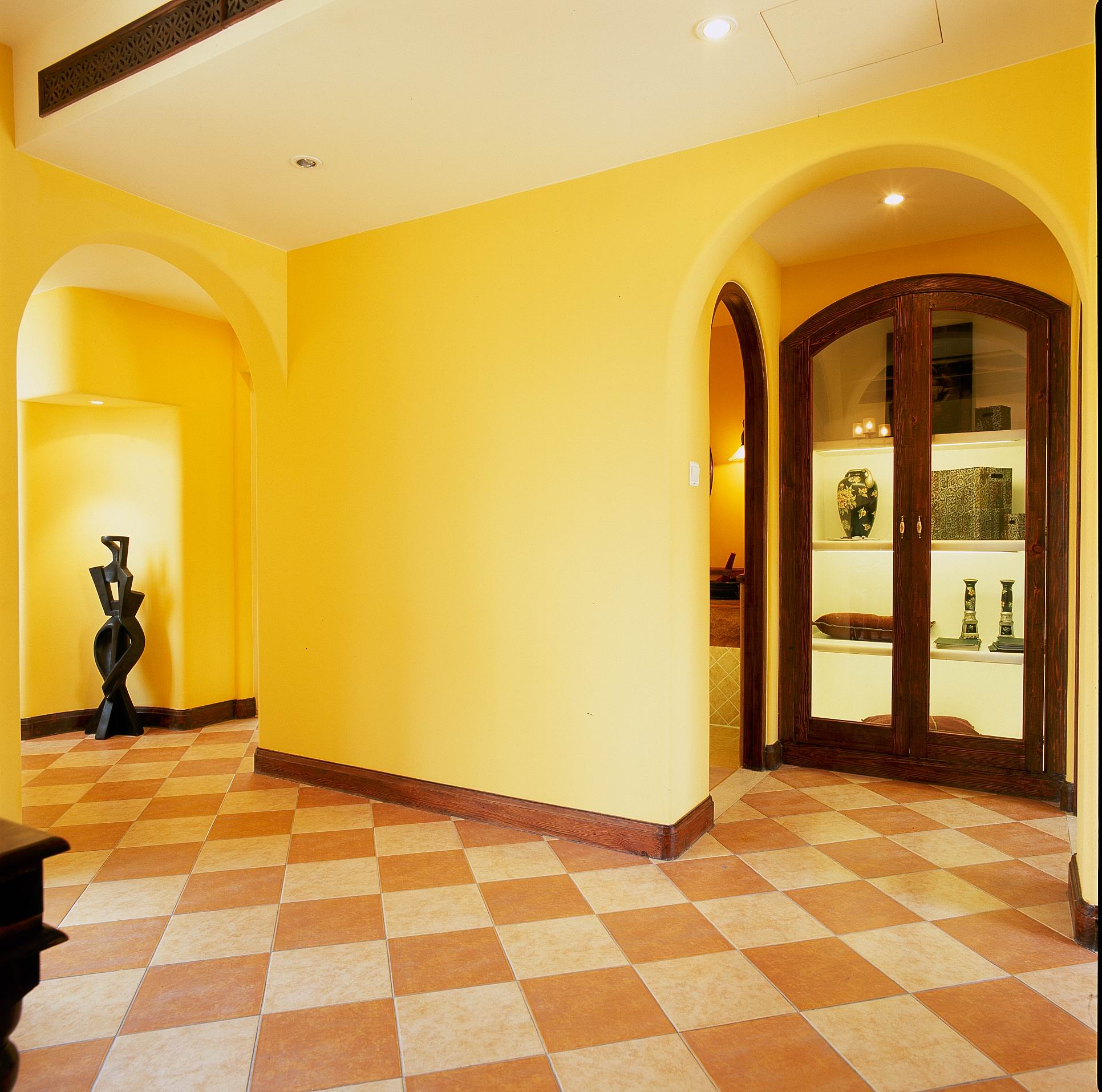 别墅庭院粉刷颜色选择指南