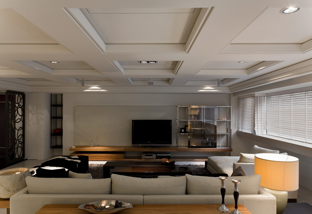 悬浮吊顶设计，让客厅大气又高档