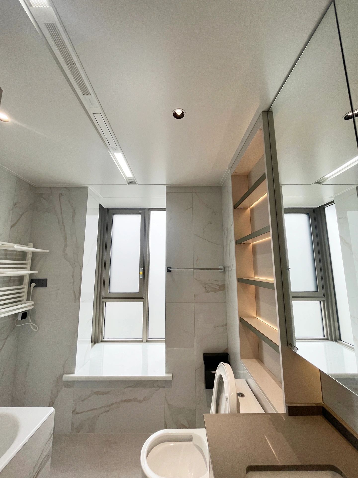 阁楼卫生间设计技巧与实用建议