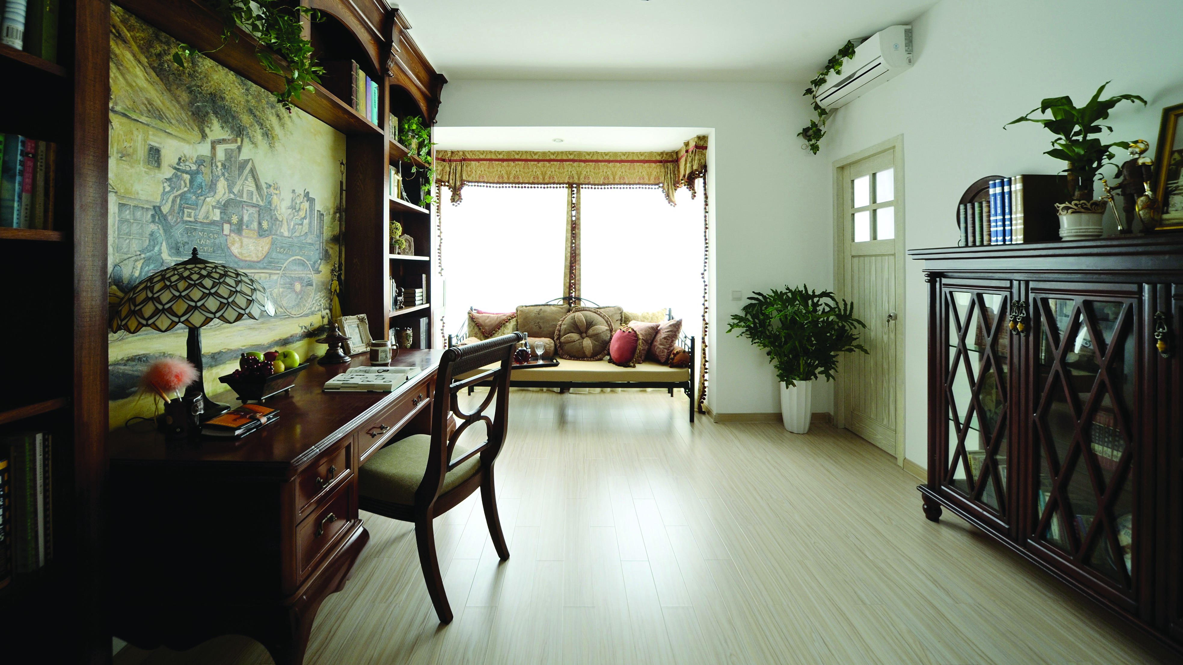 实木木地板装修风格全解析：自然典雅的家居选择