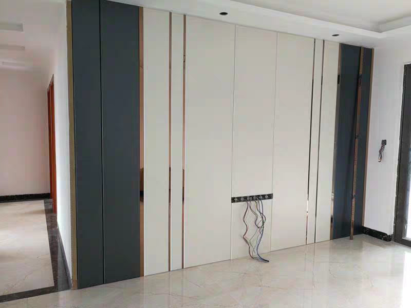 独栋办公楼推拉门的创新设计与庭院巧妙融合