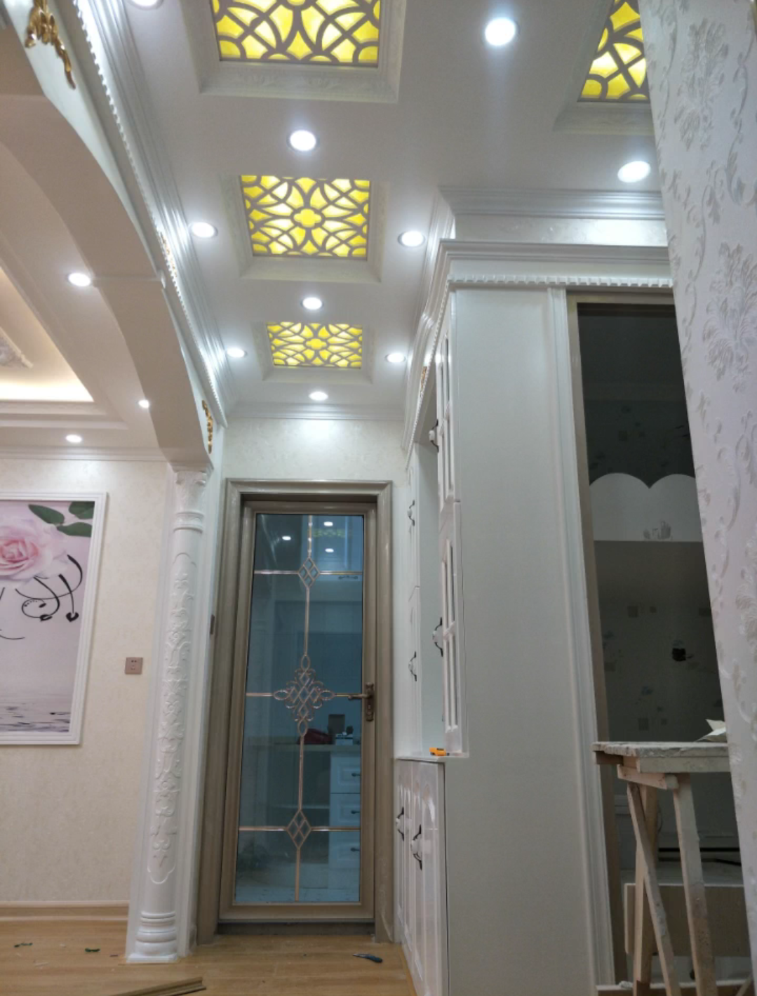 大门直对落地窗户装修技巧，优化空间布局