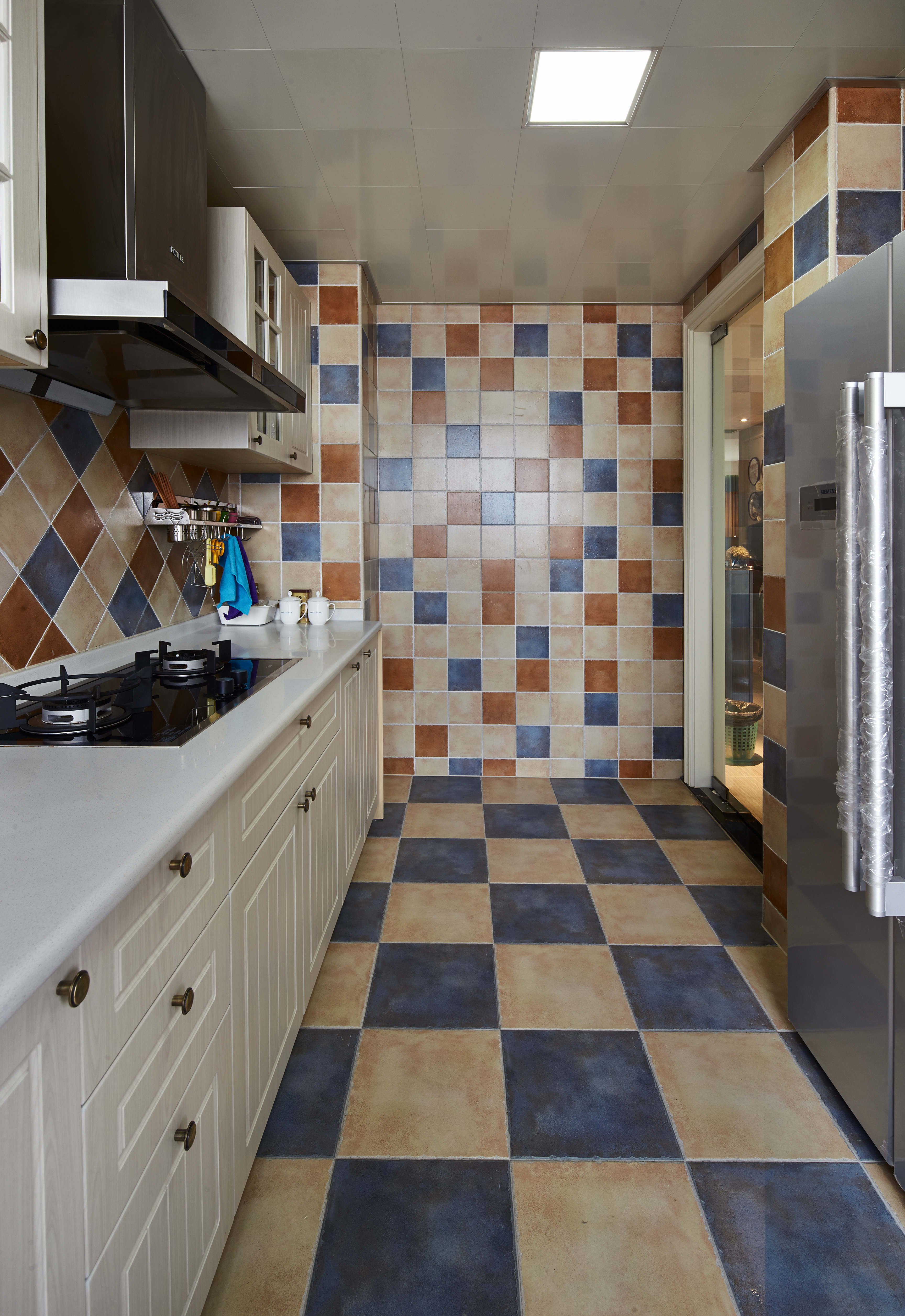 地板美缝颜色搭配技巧，让家装更显高雅